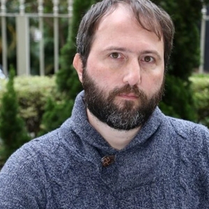 Júlian Fuks